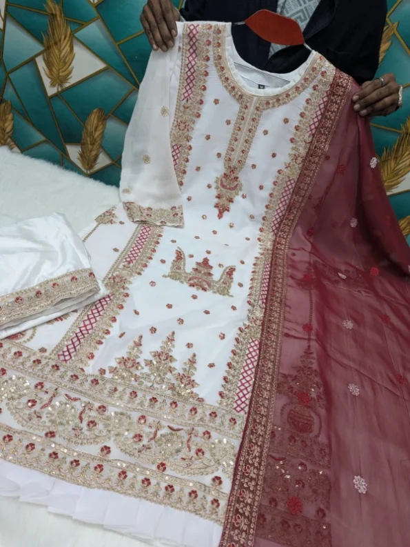 লাক্সারি জর্জেট সিকুয়েন্স 4 পিস ড্রেস