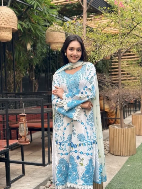 প্রিমিয়াম পাকিস্তানি ইন্সপায়ার থ্রি পিস